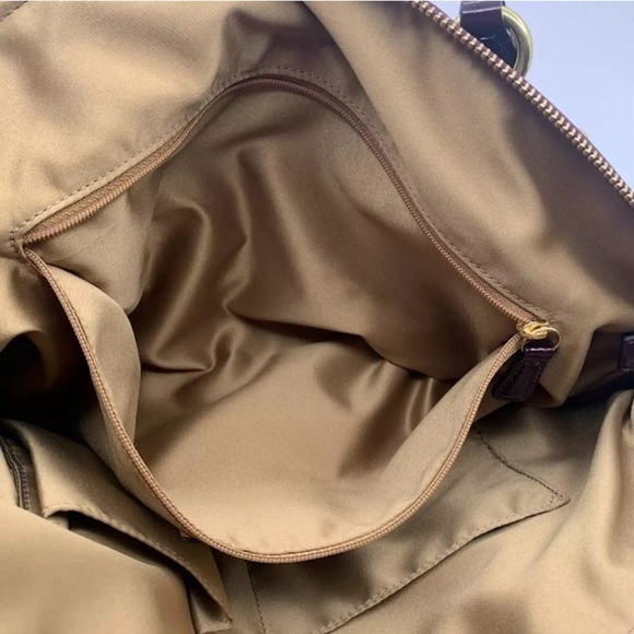 COACH Madison Lindsey Patent Leather Large 18627
Satchel in Plum Good Condition - Picture 12 of 12